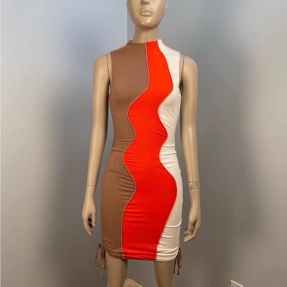 Fashion Nova Bold Wave Mini bodycon Dress - Brown, Orange, White size small